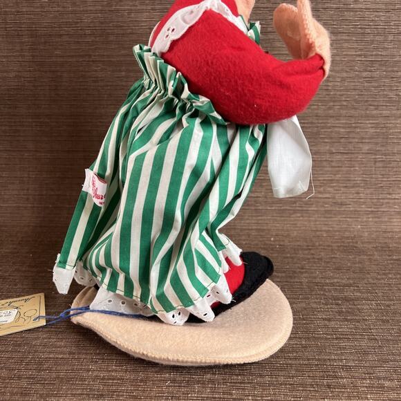 Annalee Mrs. Claus Doll – 13″ Christmas 2004 – Vintage Handmade Cloth –Pre-Owned - Picture 8 of 8